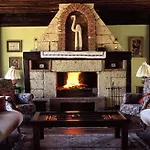 Pinecone Boutique Hotel فندق 5*