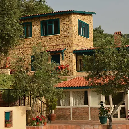 Pinecone Boutique Hotel Hotel 5*