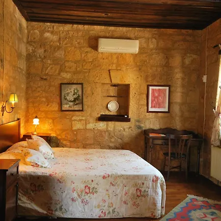 Pinecone Boutique Hotel